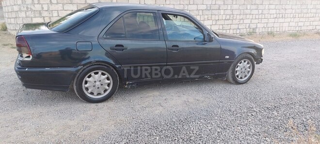 Mercedes C 220 1999, 343,000 km - 2.2 l - Bakı
