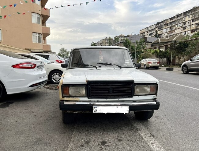 LADA (VAZ) 2107 2004, 180,000 km - 1.6 l - Bakı