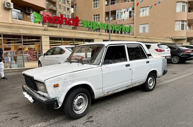 LADA (VAZ) 2107 2004, 180,000 km - 1.6 l - Bakı
