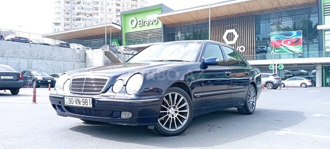 Mercedes E 240 2000, 380,000 km - 2.6 l - Bakı