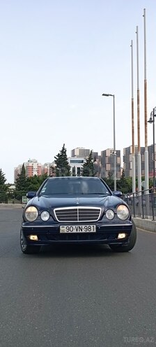 Mercedes E 240 2000, 380,000 km - 2.6 l - Bakı