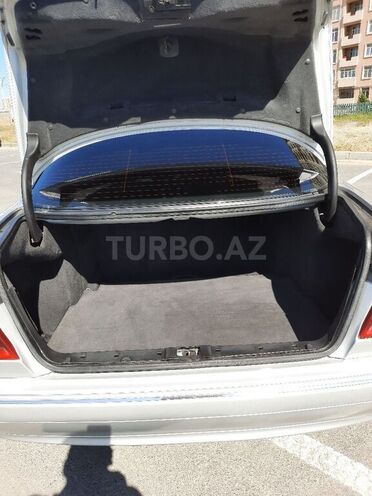 Mercedes E 220 2000, 268,000 km - 2.2 l - Bakı