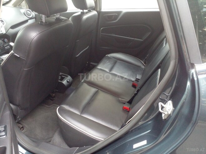 Ford Fiesta 2011, 100,000 km - 1.6 l - Bakı