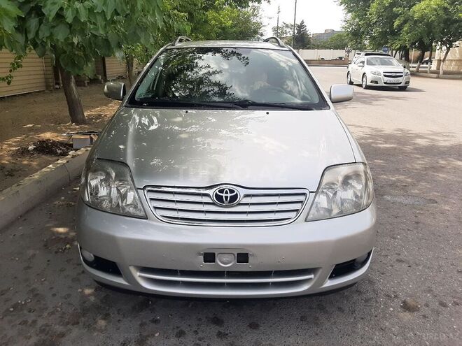 Toyota Corolla 2006, 260,000 km - 1.4 л - Bakı