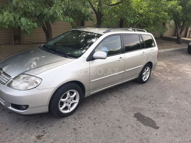 Toyota Corolla 2006, 260,000 km - 1.4 л - Bakı