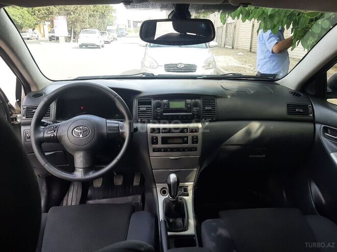 Toyota Corolla 2006, 260,000 km - 1.4 л - Bakı