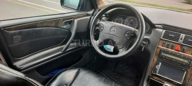 Mercedes E 240 2001, 361,000 km - 2.4 l - Şirvan