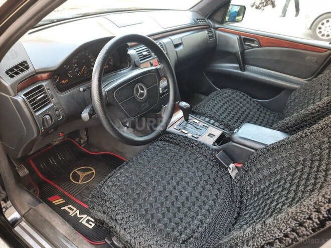 Mercedes E 220 1996, 322,000 km - 2.2 l - Sumqayıt