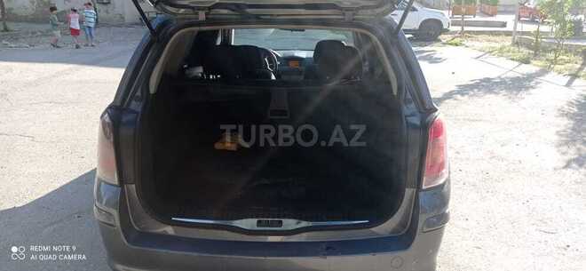 Opel Astra 2006, 200,500 km - 1.3 л - Bakı