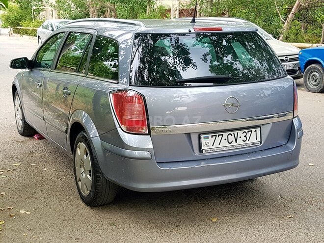 Opel Astra 2004, 163,000 km - 1.4 l - Bakı