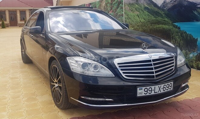 Mercedes S 500 2011, 127,000 km - 4.7 л - Gəncə