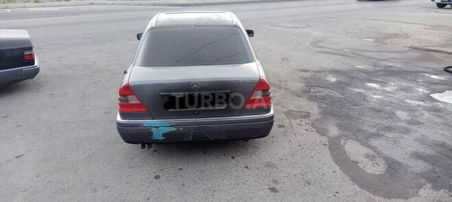 Mercedes C 180 1995, 356,800 km - 1.8 l - Bakı