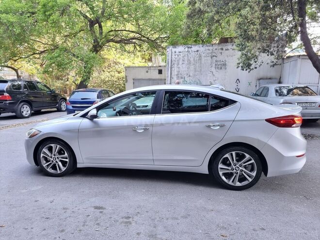 Hyundai Elantra 2016, 76,000 km - 2.0 l - Bakı
