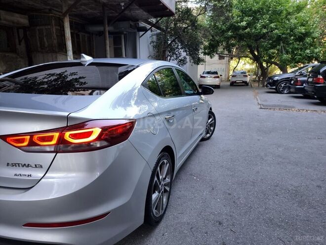 Hyundai Elantra 2016, 76,000 km - 2.0 l - Bakı