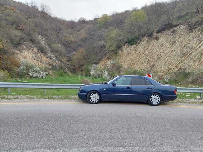 Mercedes E 230 1995, 584,600 km - 2.3 l - Xırdalan