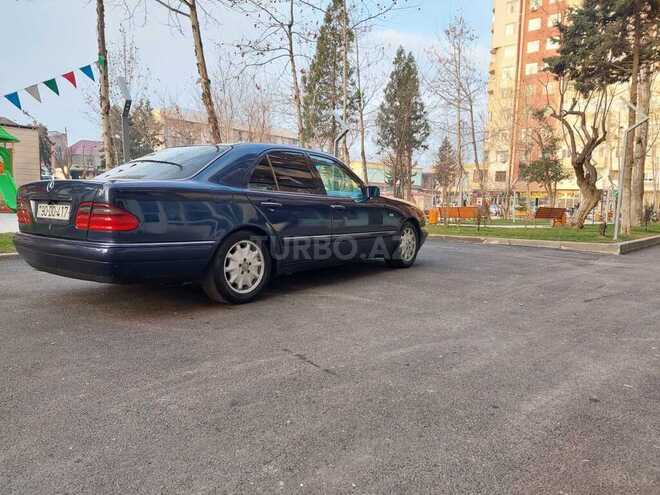 Mercedes E 230 1995, 584,600 km - 2.3 l - Xırdalan