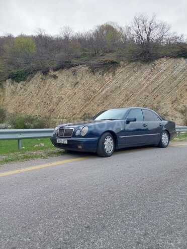 Mercedes E 230 1995, 584,600 km - 2.3 l - Xırdalan