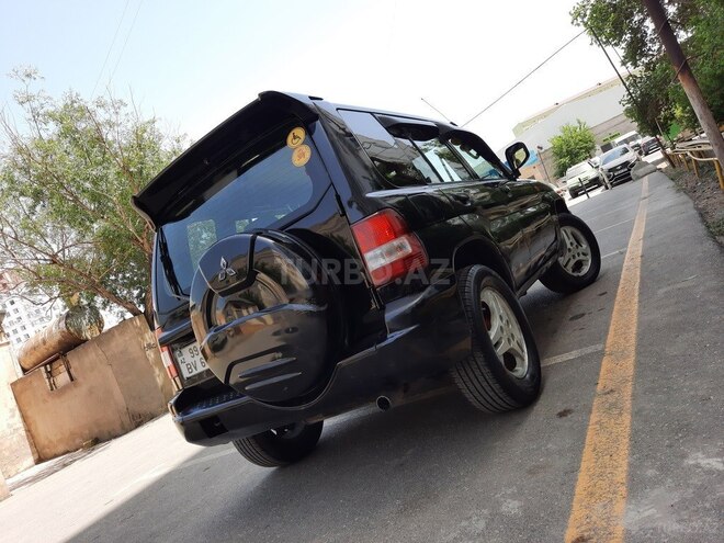 Mitsubishi Pajero io 2001, 227,000 km - 1.8 l - Sumqayıt
