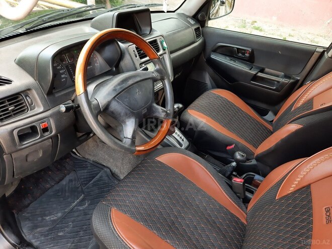 Mitsubishi Pajero io 2001, 227,000 km - 1.8 l - Sumqayıt