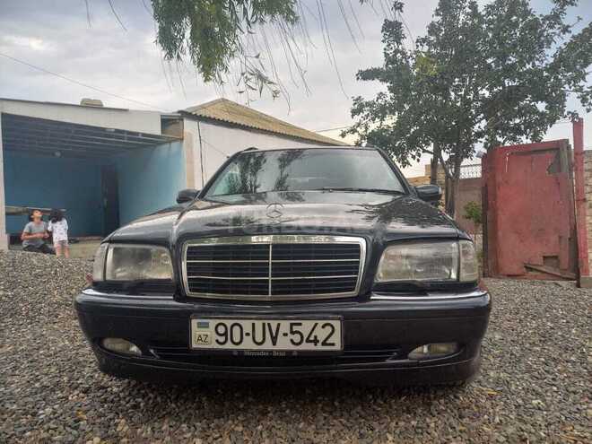 Mercedes C 250 2000, 670,000 km - 2.5 l - Bakı
