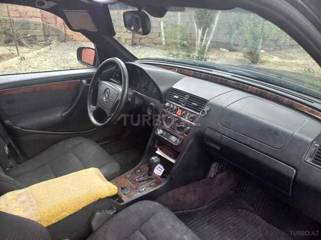 Mercedes C 250 2000, 670,000 km - 2.5 l - Bakı