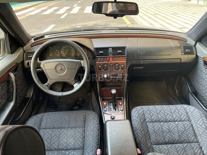 Mercedes C 180 1995, 380,000 km - 1.8 л - Bakı
