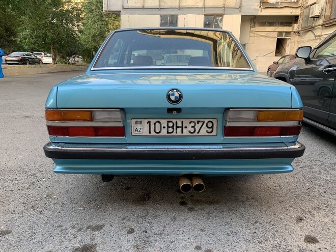 BMW 525 1982, 180,000 km - 2.5 l - Bakı