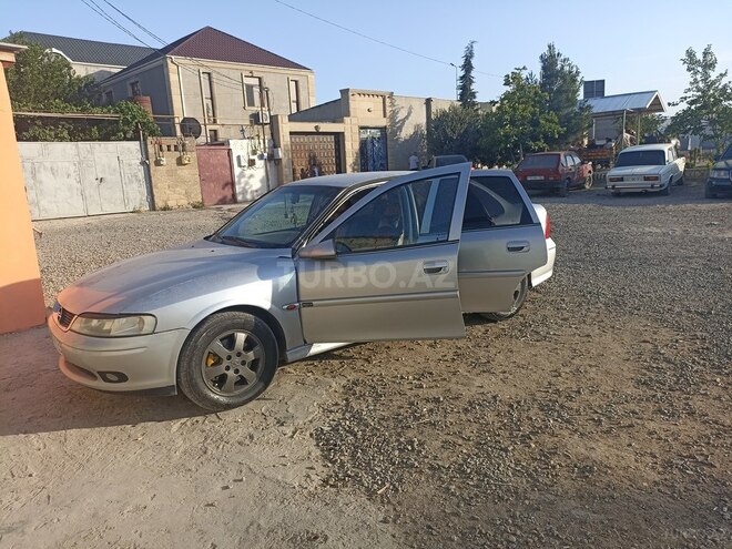Opel Vectra 2000, 358,000 km - 1.8 л - Sumqayıt