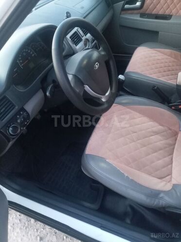 LADA (VAZ) Priora 2012, 215,400 km - 1.6 л - Salyan
