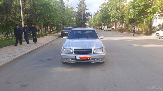 Mercedes C 180 1997, 210,000 km - 1.8 l - Gəncə
