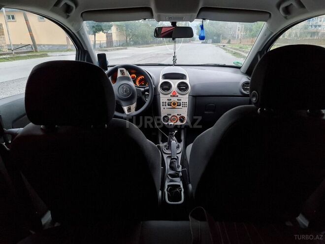 Opel Corsa 2008, 210,000 km - 1.4 л - Şəki