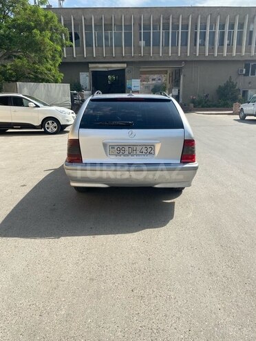 Mercedes C 220 2000, 442,986 km - 2.2 l - Bakı