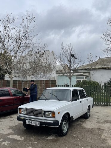 LADA (VAZ) 2107 2006, 100,000 km - 1.6 l - Bakı