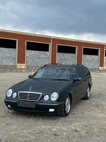 Mercedes E 240 1999, 238,000 km - 2.4 l - Gəncə