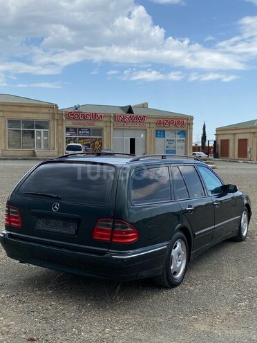 Mercedes E 240 1999, 238,000 km - 2.4 l - Gəncə