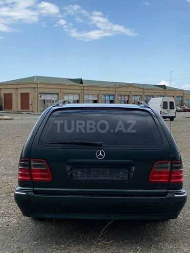 Mercedes E 240 1999, 238,000 km - 2.4 l - Gəncə