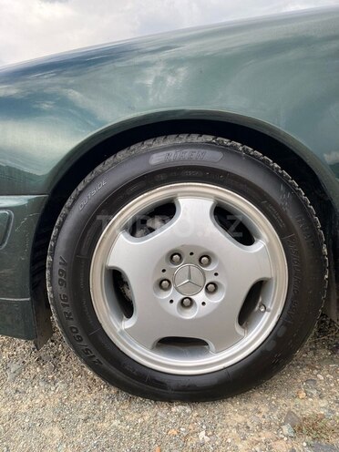 Mercedes E 240 1999, 238,000 km - 2.4 l - Gəncə