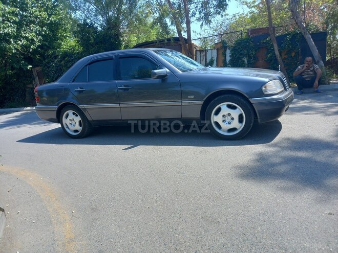 Mercedes C 180 1997, 397,000 km - 1.8 l - Sumqayıt