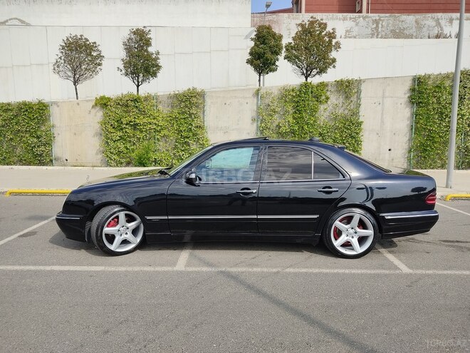 Mercedes E 320 2000, 282,000 km - 3.2 l - Bakı