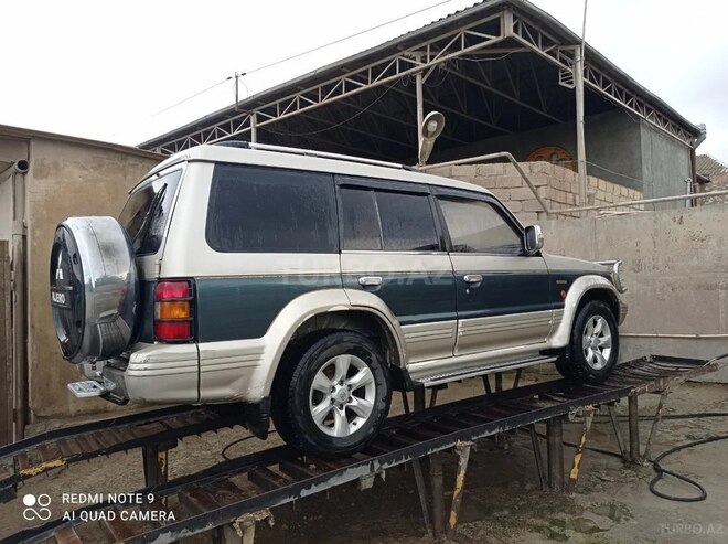 Mitsubishi Pajero 1991, 255,625 km - 2.5 l - Gəncə