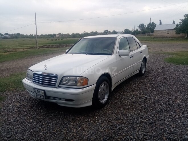 Mercedes C 230 1999, 217,000 km - 2.3 l - Gədəbəy