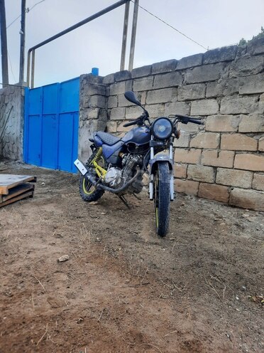 Yamaha Crux 2014, 65 km - 0.2 l - Salyan