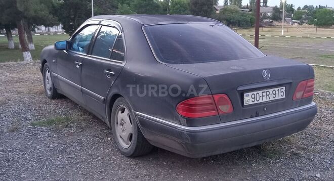 Mercedes E 280 1998, 405,000 km - 2.8 л - Gəncə