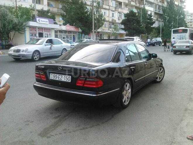 Mercedes E 240 2001, 255,000 km - 2.6 l - Bakı