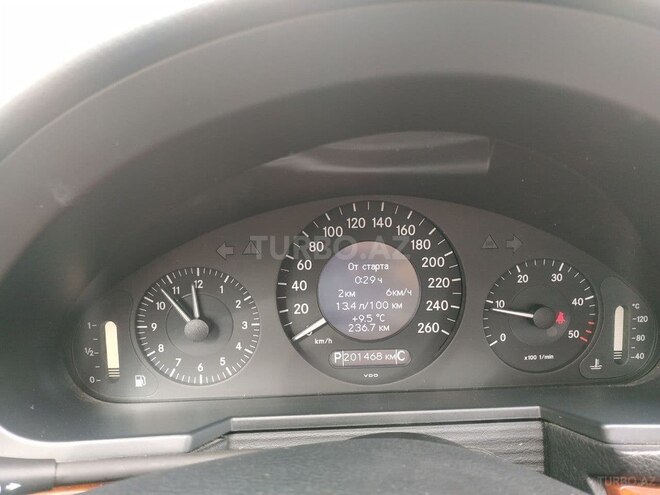 Mercedes E 220 2006, 209,000 km - 2.2 l - Bakı