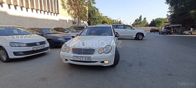 Mercedes C 240 2002, 310,000 km - 2.6 l - Bakı