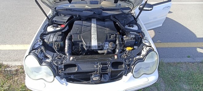 Mercedes C 240 2002, 310,000 km - 2.6 l - Bakı