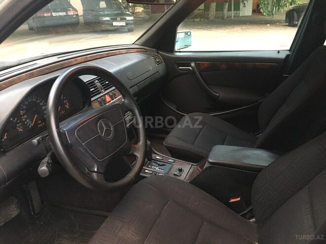 Mercedes C 180 1997, 250,000 km - 1.8 л - Bakı