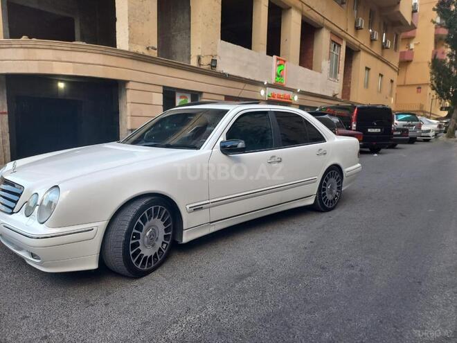 Mercedes E 320 2001, 333,000 km - 3.2 l - Bakı