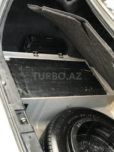 Mercedes E 320 2001, 293,533 km - 3.2 l - Bakı